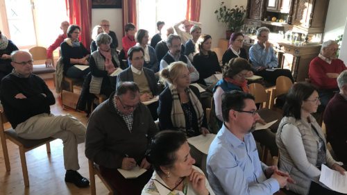 Viele sind der Einladung zum theologischen KAV-Studiennachmittag gefolgt (Foto: KH Kronawetter)