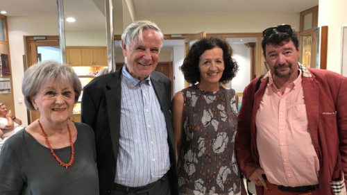 V.l.n.r.: Mag. Annemarie Weinzettl (KAV), Prof. Dr. Peter Stöger, Dr. Maja Haderlap und Dr. Egyd Gstättner (Foto © KH Kronawetter/Internetredaktion) V.l.n.r.: Mag. Annemarie Weinzettl (KAV), Prof. Dr. Peter Stöger, Dr. Maja Haderlap und Dr. Egyd Gstättner (Foto © KH Kronawetter/Internetredaktion)