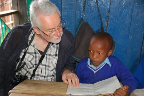 Macht sich vor Ort ein Bild von der lebensrettenden Hilfe- Josef Marketz, Direktor der Kärntner Caritas bei seinem Besuch in Kenia (© Foto: caritas.at)