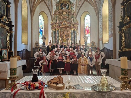 Bildunterschrift (Bildrechte sind zwingend anzugeben!)