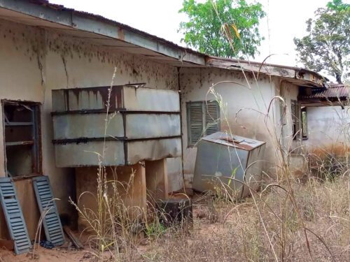 St. Joseph“s Hospital<br />
Foto: Pfarrprovisor Charles Ogbunambala St. Joseph“s Hospital<br />
Foto: Pfarrprovisor Charles Ogbunambala