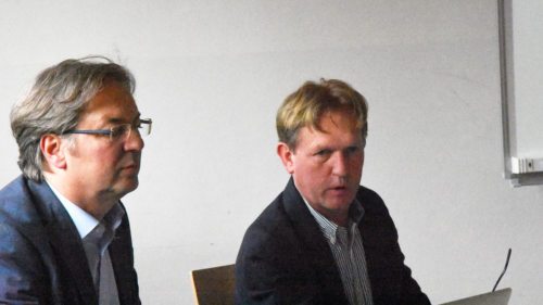 Gestalteten den Workshop: Rechtsreferent Anton M. Pötsch (re.) und Website-CR Karl-Heinz Kronawetter (li.) (© Foto: Hildegard Tschuitz / Internetredaktion) Gestalteten den Workshop: Rechtsreferent Anton M. Pötsch (re.) und Website-CR Karl-Heinz Kronawetter (li.) (© Foto: Hildegard Tschuitz / Internetredaktion)