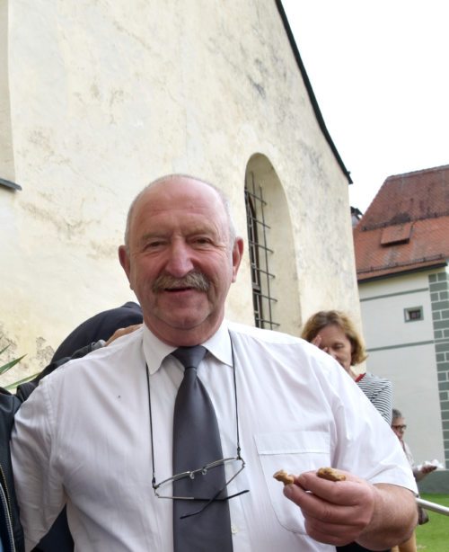 Gerhard Kropiunik (Praster)