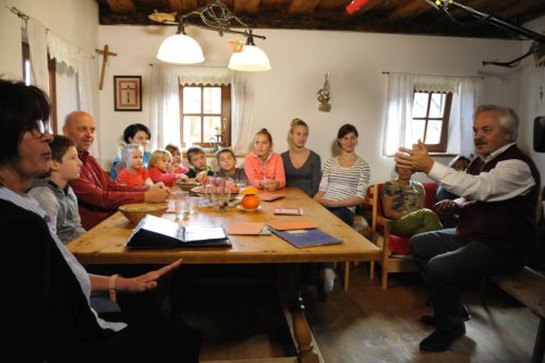 Peka kruha je doživetje za celo družino (© Foto: vg)