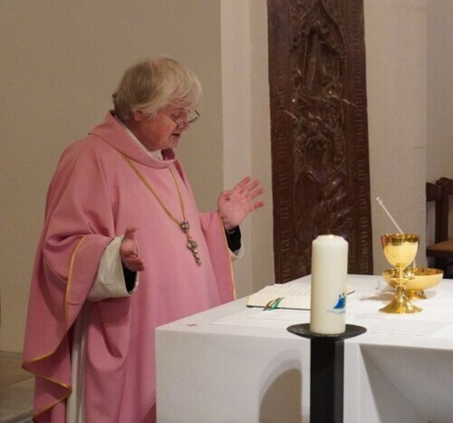 Bildunterschrift (Bildrechte sind zwingend anzugeben!)