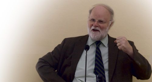 Psychiater, Theologe und Bestseller-Autor Manfred Lütz analysiert unsere “gefälschte Welt“ - bis hin zum ver-fälschten Weihnachtsfest. Pointiert, kritisch, nachdenklich und vor allem engagiert! (© Foto: haab) Psychiater, Theologe und Bestseller-Autor Manfred Lütz analysiert unsere “gefälschte Welt“ - bis hin zum ver-fälschten Weihnachtsfest. Pointiert, kritisch, nachdenklich und vor allem engagiert! (© Foto: haab)