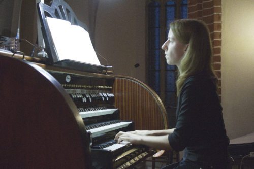 Maria Krajewska (Bild) und zahlreiche weitere renommierte Musiker gestalten vom 6. bis 14. Oktober 2018 die erste Wolfsberger Orgelwoche. (Foto: M. Krajewska)