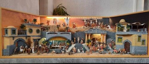 Fastenkrippe in der Pfarrkirche Maria Landskron; Foto: Johannes Biedermann