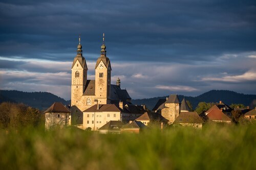 ServusTV überträgt am ersten Adventsonntag den Gottesdienst aus dem Maria Saaler Dom.<br />
Foto: Stefan Schweiger ServusTV überträgt am ersten Adventsonntag den Gottesdienst aus dem Maria Saaler Dom.<br />
Foto: Stefan Schweiger