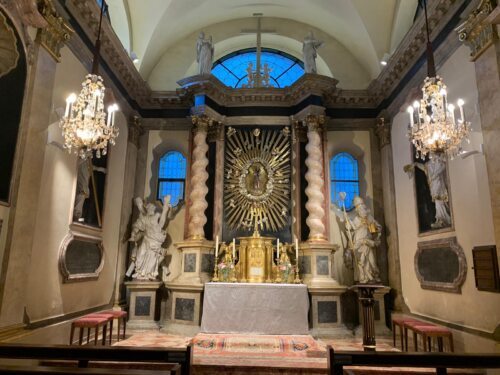 Die tägliche Messfeier in der Marienkapelle der Domkirche wird - nicht öffentlich - fortgesetzt. (Stadtpastoral) Die tägliche Messfeier in der Marienkapelle der Domkirche wird - nicht öffentlich - fortgesetzt. (Stadtpastoral)