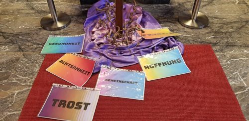Fürbitten - wir legen alles zum Kreuz Jesu Christi Fürbitten - wir legen alles zum Kreuz Jesu Christi