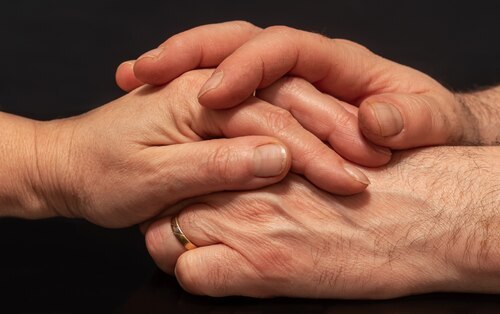 Nahe sein, wenn das Leben schwer wird (pixabay)