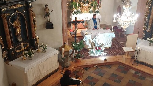 Medjugorje-Andacht am 05. Nov. 2022 in der Pfarrkirche St. Paul - links der Marienaltar. (Bild: P.St.). Medjugorje-Andacht am 05. Nov. 2022 in der Pfarrkirche St. Paul - links der Marienaltar. (Bild: P.St.).