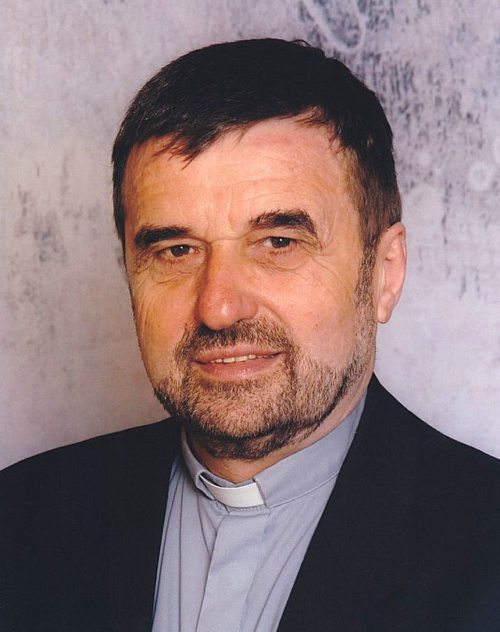 Dechant und Pfarrer Anton Opetnik (© Foto: privat) Dechant und Pfarrer Anton Opetnik (© Foto: privat)