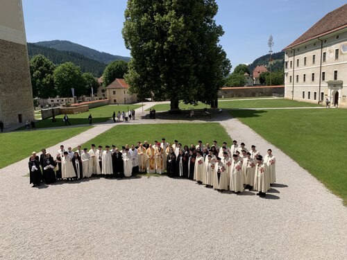 Zum Ordenstag im Süden luden die Komtureien Graz und Klagenfurt nach Gurk - Foto: Komturei Klagenfurt