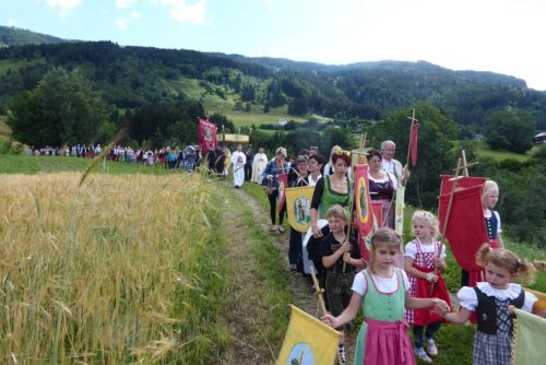 Die große Prozession (Foto: RA) Die große Prozession (Foto: RA)