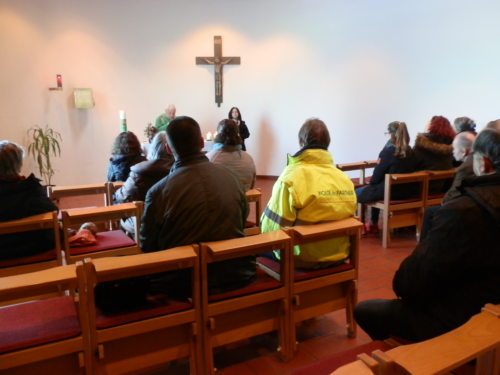 Gottesdienst in Don Bosco (© Foto: Gerda Heger)