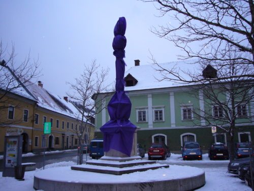 Mariensäule in Friesach  (© Foto: Pfarre Friesach)