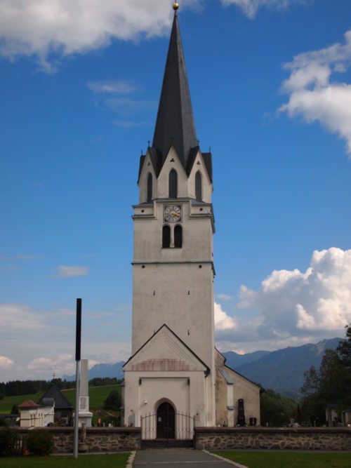 Pfarrkirche Feistritz an der Gail /Bistrica na Zilji geweiht dem Hl. Martin (© Foto: Pirker)