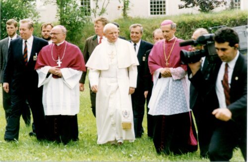 Papež Janez Pavel II. na obisku na Koroškem (Nedelja)