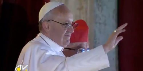 Papst Franziskus I. auf der Loggia des Petersdoms. (© Foto: CTV / Screenshot) Papst Franziskus I. auf der Loggia des Petersdoms. (© Foto: CTV / Screenshot)