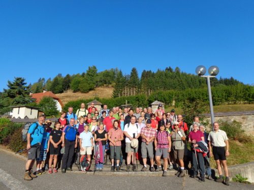 Kirchenwanderung 2013 (© Foto: Christine P.)