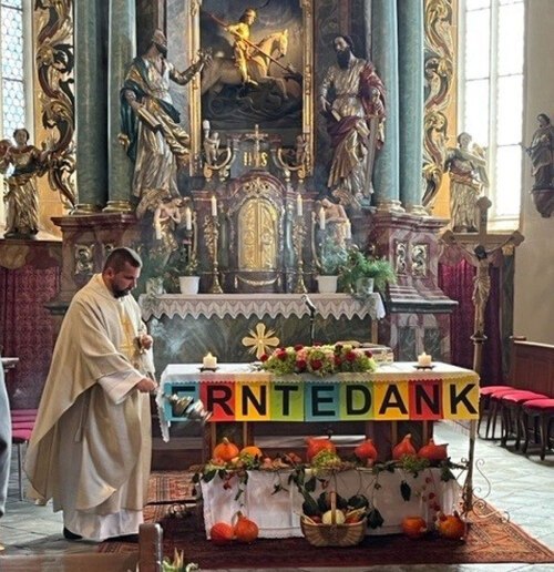 Erntedank- und Willkommensfest in St. Georgen. (Bild: Klara M.). Erntedank- und Willkommensfest in St. Georgen. (Bild: Klara M.).