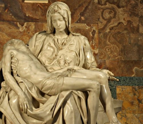 Michelangelo Buonarotti; Detail Pieta, Petersdom (© Foto: foto: Stanislav Traykov, wikipedia)