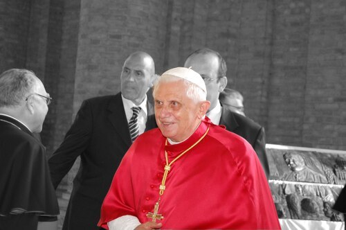Joseph Ratzinger / Papst Benedikt XVI. (Francesco Nigro auf Pixabay)