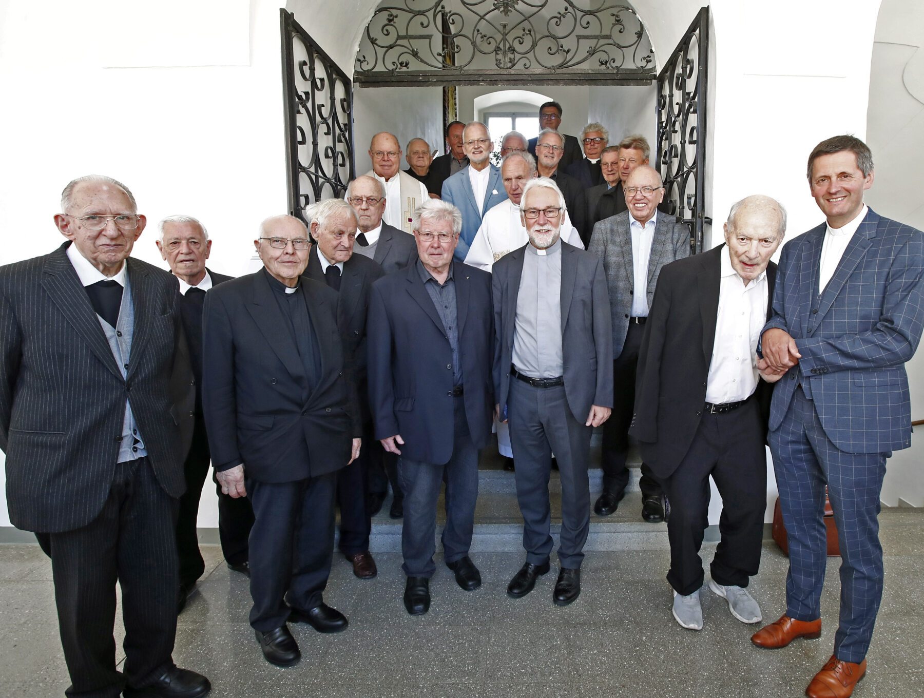 Bischof Marketz Bei Hl Messe Mit Den Priesterjubilaren Der Di zese 