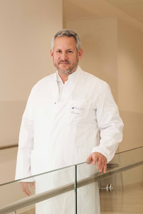 Experte: Prim. Dr. Hans Peter Gröchenig<br />
Abteilung für Innere Medizin( (Bild © HF Pictures)