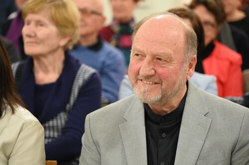 Bildunterschrift (Bildrechte sind zwingend anzugeben!)