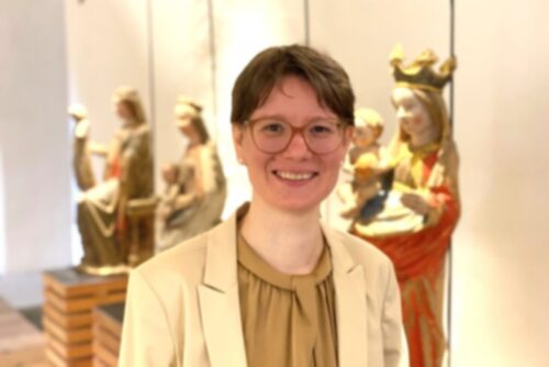 Bildunterschrift (Bildrechte sind zwingend anzugeben!) Bildunterschrift (Bildrechte sind zwingend anzugeben!)