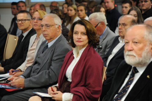 Veleposlanica Ksenija Škrilec (Nedelja) Veleposlanica Ksenija Škrilec (Nedelja)