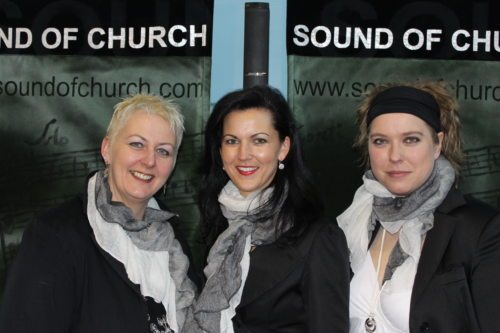 Martina Pitschko, Ulli Hofer und Lili Hoinig sorgen für tolle Musik. (© Foto: Sound of church)