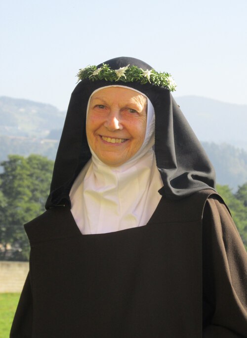 Bildunterschrift (Bildrechte sind zwingend anzugeben!) Bildunterschrift (Bildrechte sind zwingend anzugeben!)