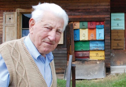 Mirko Srienc: od čebel se lahko naučimo pridnost in vestnost (© Foto: nedelja)