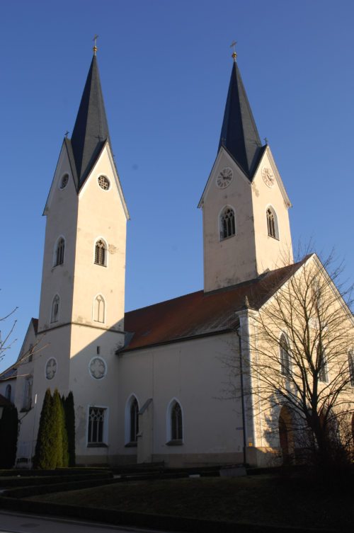Die Stadtpfarr- und ehemalige Domkirche in St. Andrä/Lav. (© Foto: Pressestelle)