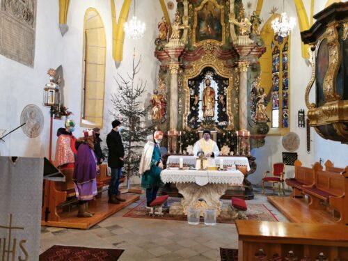 Hl. Messe mit den Sternsingern am Epiphaniefest, 06.01.2021 • Sv. maša s tremi kralji na praznik Gospodovega razglašenja