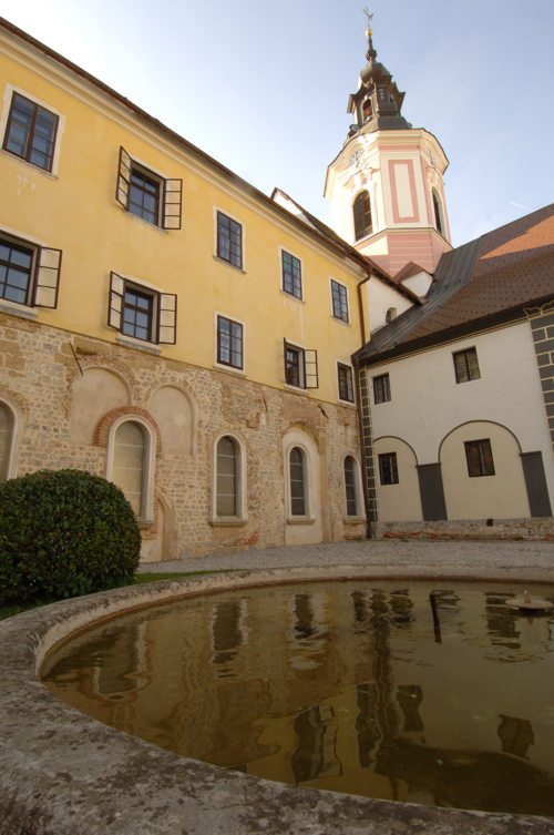 Das Zisterzienserstift Stična ist eines der Ziele des Reise-Themenschwerpunktes „Unterwegs im Jahr der Orden“. (© Foto: Pressestelle/Assam) Das Zisterzienserstift Stična ist eines der Ziele des Reise-Themenschwerpunktes „Unterwegs im Jahr der Orden“. (© Foto: Pressestelle/Assam)