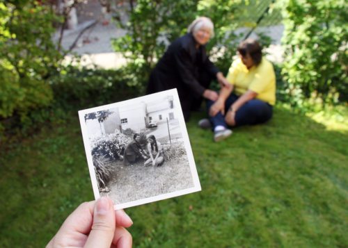 Das Café Zeitreise – ein Treffen für Demenz-Betroffene und Angehörige – ist in verschiedensten Regionen Kärntens geplant. (Foto: Caritas Kärnten) Das Café Zeitreise – ein Treffen für Demenz-Betroffene und Angehörige – ist in verschiedensten Regionen Kärntens geplant. (Foto: Caritas Kärnten)