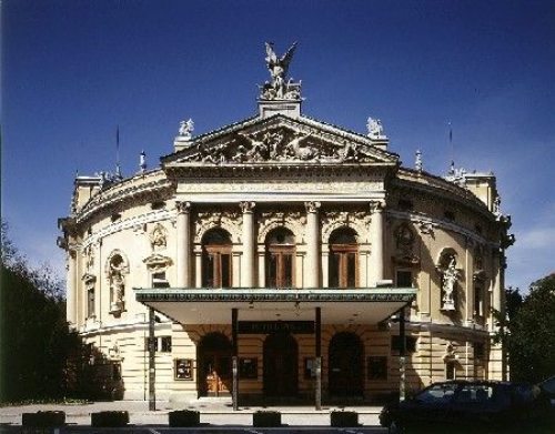 Die Laibacher Oper. (© Foto: www.visitljubljana.com)