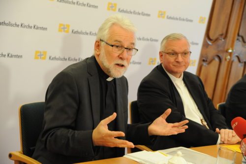 Bodoči škof Jože Marketz z Wernerjem Freistetterjem na tiskovni škofiji (Gotthardt) Bodoči škof Jože Marketz z Wernerjem Freistetterjem na tiskovni škofiji (Gotthardt)