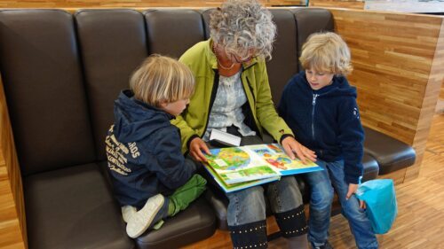 Elfriede hatte das Glück, dass ihre Kinder bei ihrer Mutter bleiben konnten.