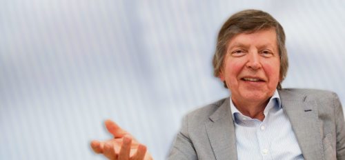 Hat Gott das Leiden Jesu gewollt? Nein, er ist Jesus im Unrecht zur Seite gestanden und hat ihn auf einzigartige Weise rehablitiert. - SONNTAG-Gespräch mit Peter Trummer über biblische Impulse zum Verständnis der Osterbotschaft. (© Foto: Georg Haab / SONNTAG) Hat Gott das Leiden Jesu gewollt? Nein, er ist Jesus im Unrecht zur Seite gestanden und hat ihn auf einzigartige Weise rehablitiert. - SONNTAG-Gespräch mit Peter Trummer über biblische Impulse zum Verständnis der Osterbotschaft. (© Foto: Georg Haab / SONNTAG)