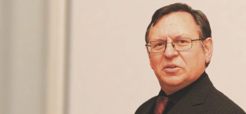 Der Grazer Sozialethiker Leopold Neuhold im Sonntag-Interview über Wirtschaft und Ethik und wie die Wirtschaft den Menschen dienen sollte. (© Foto: Neuhold) Der Grazer Sozialethiker Leopold Neuhold im Sonntag-Interview über Wirtschaft und Ethik und wie die Wirtschaft den Menschen dienen sollte. (© Foto: Neuhold)