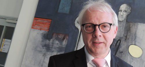 Ein SONNTAG-Gespräch mit Diözesanarchivar Peter G. Tropper zu seinem jüngsten Buch über die Diözese Gurk im Ersten Weltkrieg. (© Foto: KH Kronawetter / Internetredaktion) Ein SONNTAG-Gespräch mit Diözesanarchivar Peter G. Tropper zu seinem jüngsten Buch über die Diözese Gurk im Ersten Weltkrieg. (© Foto: KH Kronawetter / Internetredaktion)