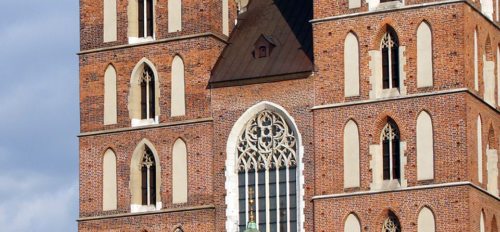 Auf den Spuren von Papst Johannes Paul II.“ reisen von 27. August bis 1. September 2012 rund 100 Kärntnerinnen und Kärntnern in das südliche Polen. Sonntag-Redakteur Philipp Teich ist live dabei und schreibt ein Internet-Reisetagebuch. (© Foto: Wikicommons - Jan Mehlich (Türme der Marienkirche in Krakau))