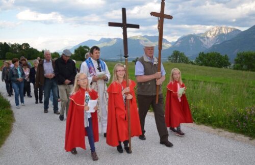 Bittprozession in der Pfarre Köttmannsdorf/Kotmara vas 2018; Foto: Ursula Madritsch Bittprozession in der Pfarre Köttmannsdorf/Kotmara vas 2018; Foto: Ursula Madritsch