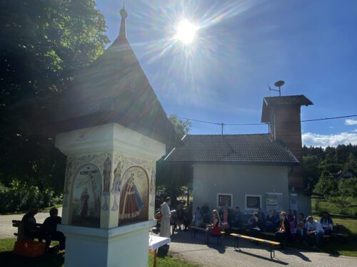 Flursegnung und Mainadacht beim Dorfbildstock in Wurdach (Foto: UM)